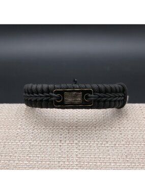 9 Inch Black Paracord American Flag Bracelet B1400